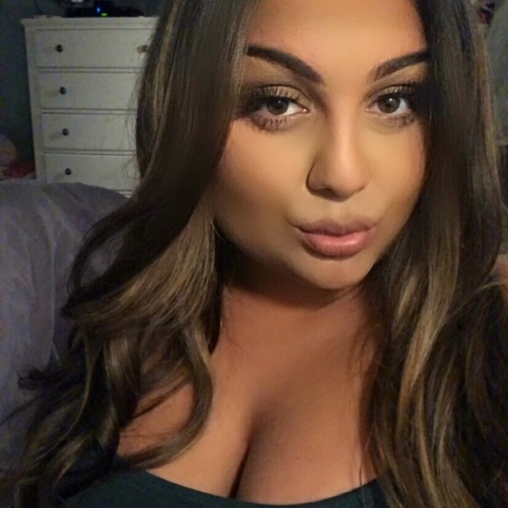 Meet your Posher, Sandra